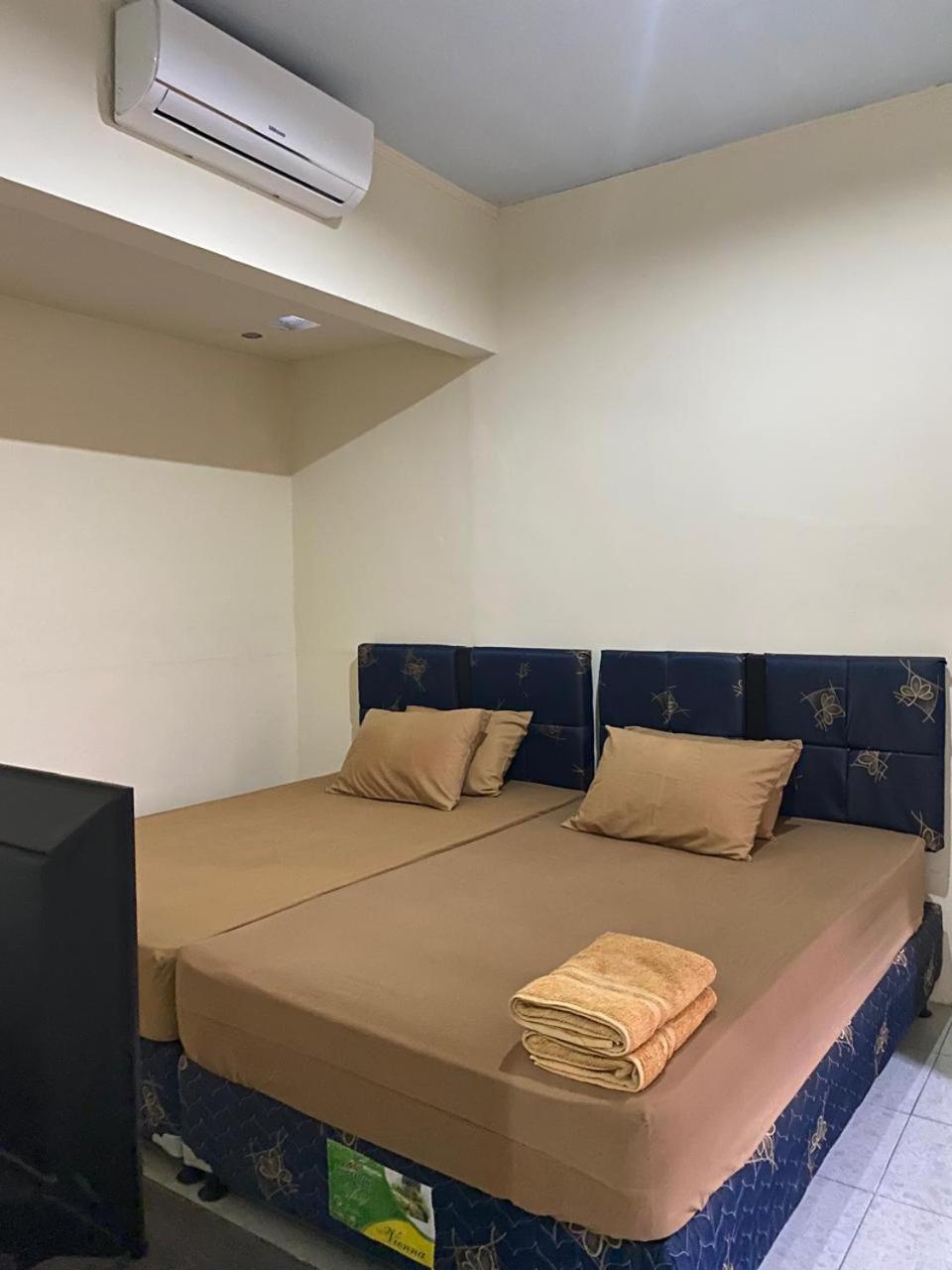Family Garden Homestay Сенггиги Экстерьер фото